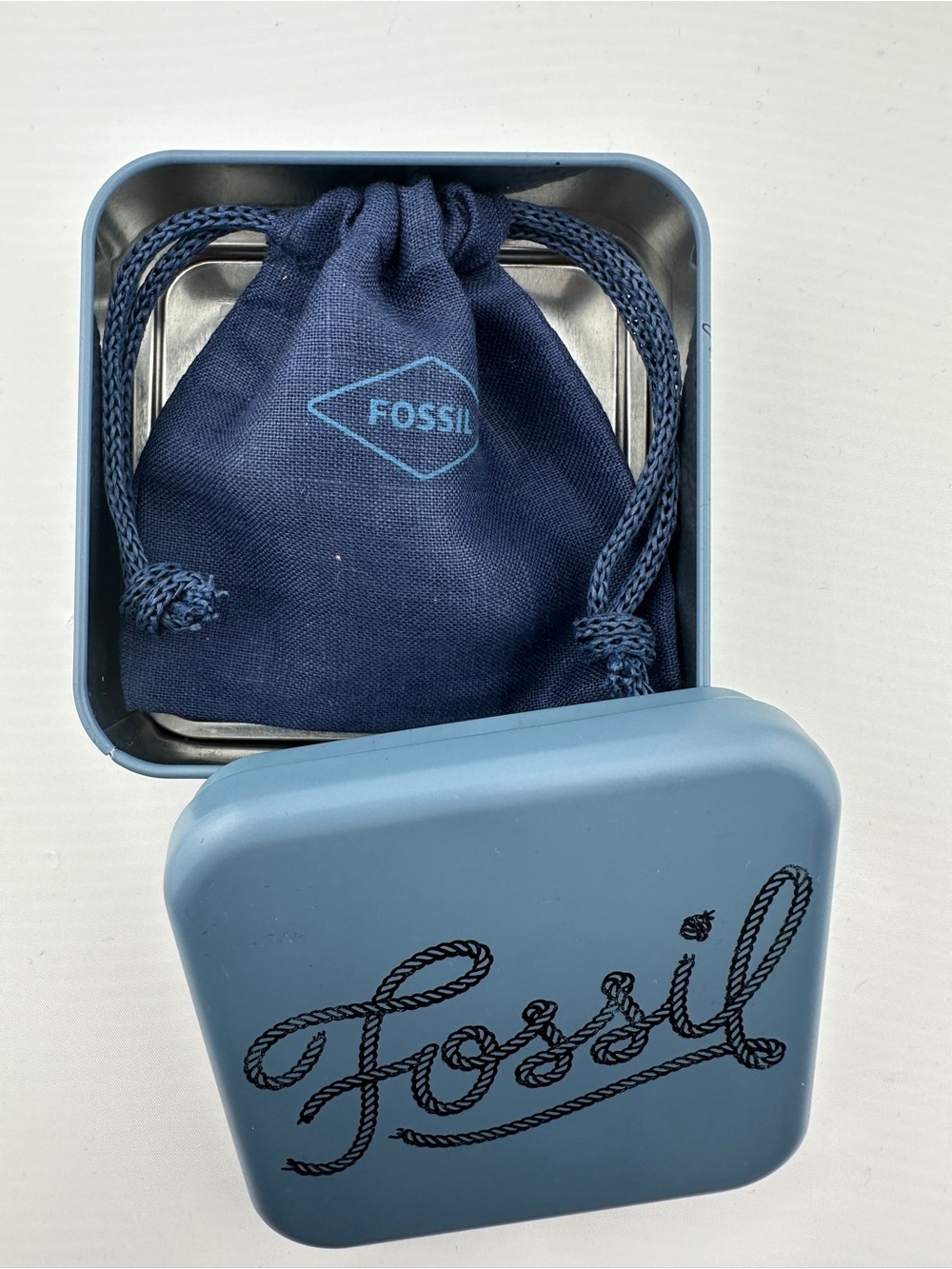 Fossil Blue Necklace Tin with Drawstring Pouch